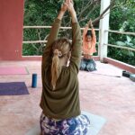 Cómo integrar tantra yoga diariamente sin forzar tu práctica